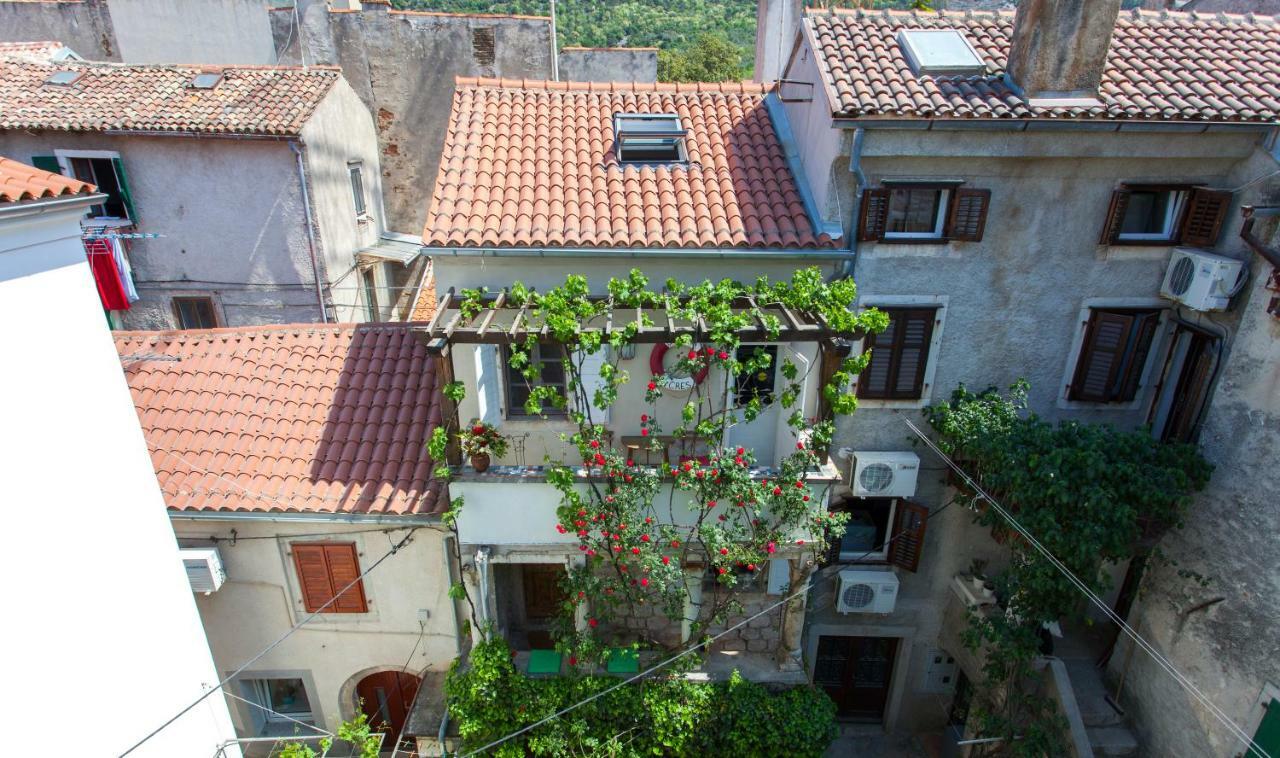 Barbarossa House With Parking Apartment Cres Exterior foto